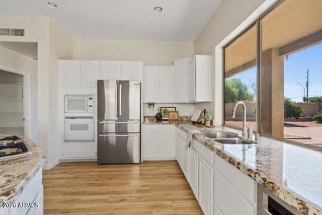 5241 E WOODRIDGE Drive, Scottsdale, AZ 85254