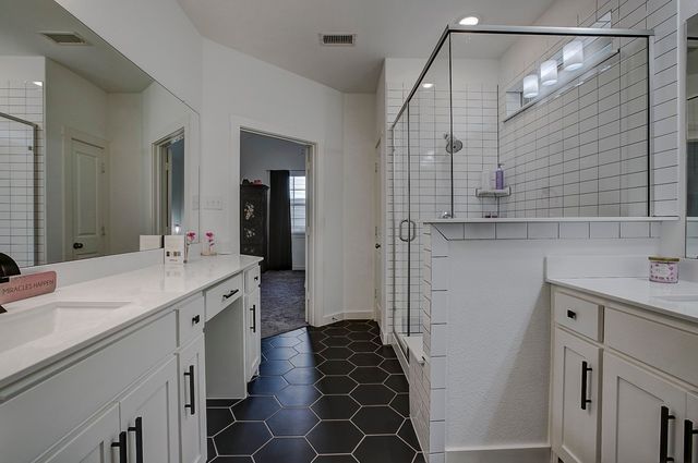 3928 Cresthill Drive, Mckinney, TX 75070