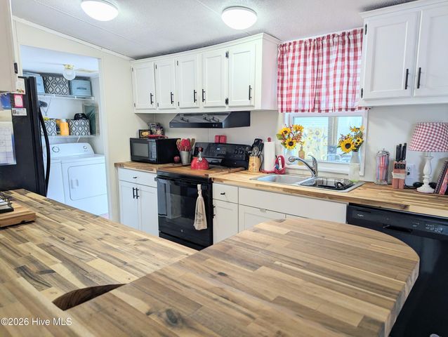 1984 River Street SW, Supply, NC 28462