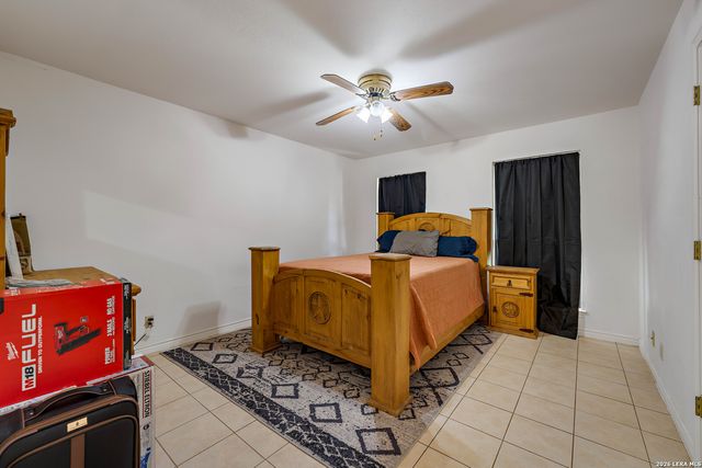 7869 County Road 203, Beeville, TX 78102