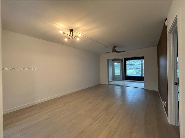 609 S State Road 7 1E, Margate, FL 33068