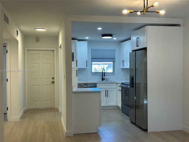 609 S State Road 7 1E, Margate, FL 33068