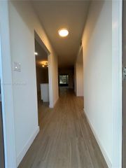 609 S State Road 7 1E, Margate, FL 33068