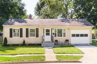 1537 Hulmes Drive, Dekalb, IL 60115