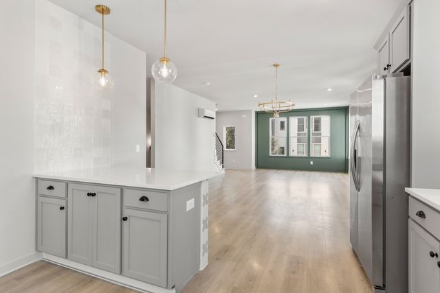 354 East Village Ln, Nashville, TN 37216