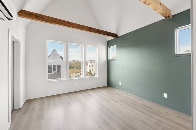 354 East Village Ln, Nashville, TN 37216