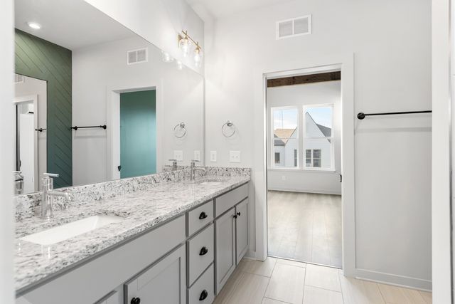 354 East Village Ln, Nashville, TN 37216