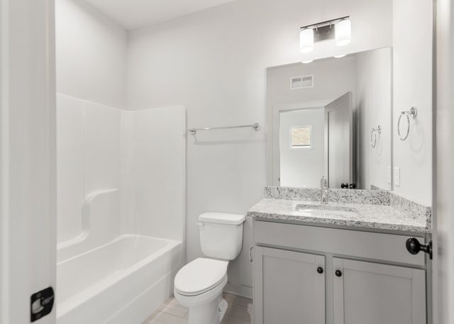 354 East Village Ln, Nashville, TN 37216