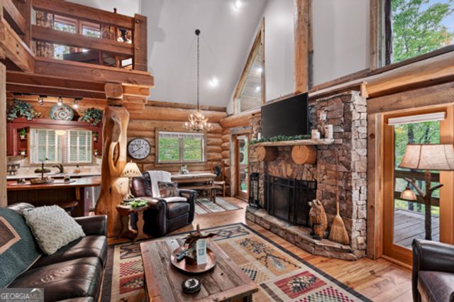 28 Fish Camp Way, Mineral Bluff, GA 30559