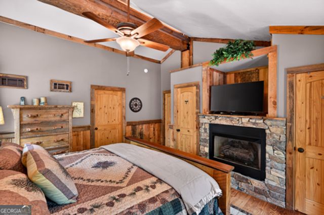 28 Fish Camp Way, Mineral Bluff, GA 30559