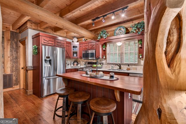 28 Fish Camp Way, Mineral Bluff, GA 30559