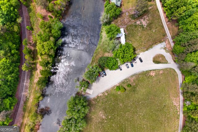 28 Fish Camp Way, Mineral Bluff, GA 30559