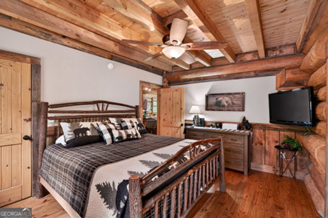 28 Fish Camp Way, Mineral Bluff, GA 30559