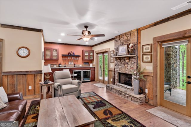 28 Fish Camp Way, Mineral Bluff, GA 30559