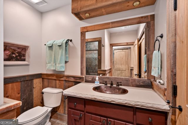 28 Fish Camp Way, Mineral Bluff, GA 30559