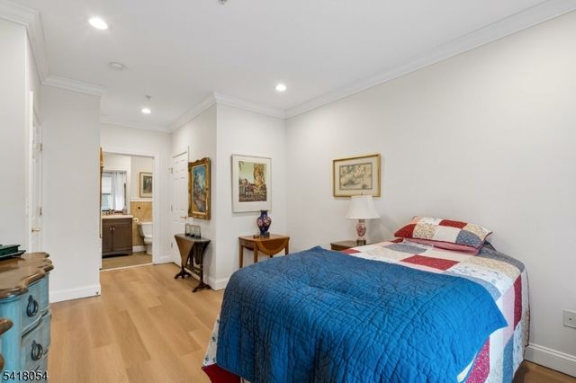 5205 Pointe Gate Dr, Livingston Twp., NJ 07039