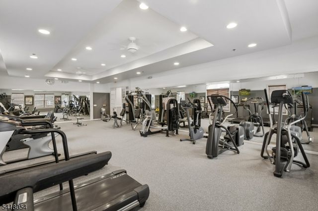 5205 Pointe Gate Dr, Livingston Twp., NJ 07039