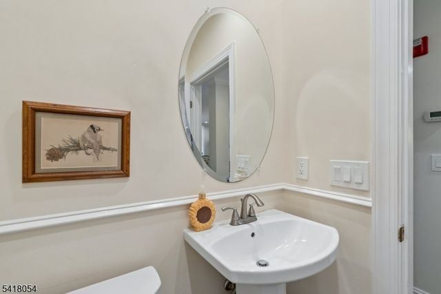 5205 Pointe Gate Dr, Livingston Twp., NJ 07039