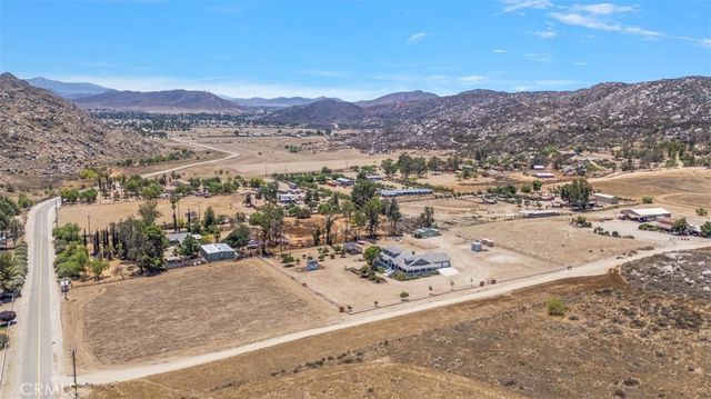 23711 California Avenue, Hemet, CA 92545