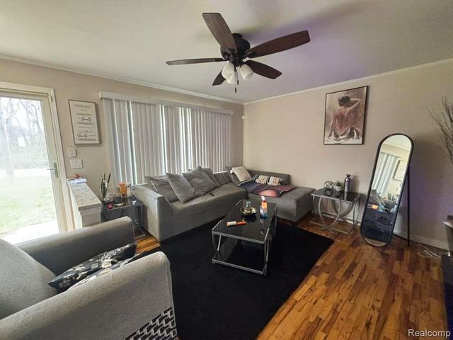 11360 Deno Court, Sterling Heights, MI 48314