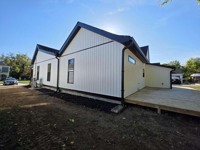 209 Holt Avenue, Mt Sterling, KY 40353