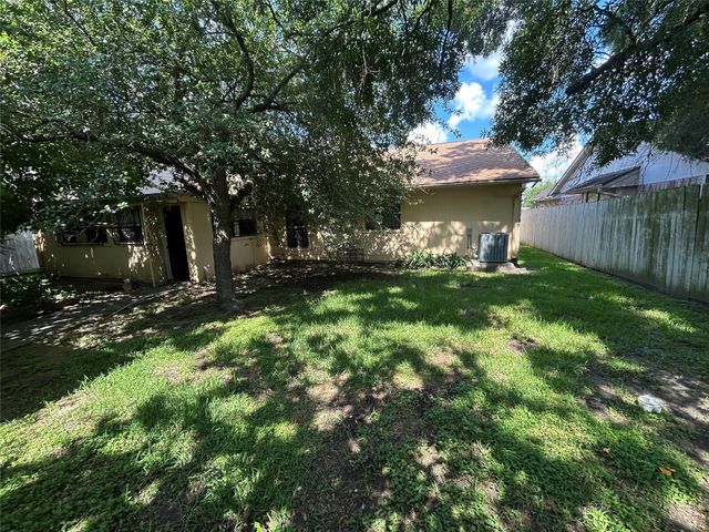 11610 Bowhead Drive, Houston, TX 77013