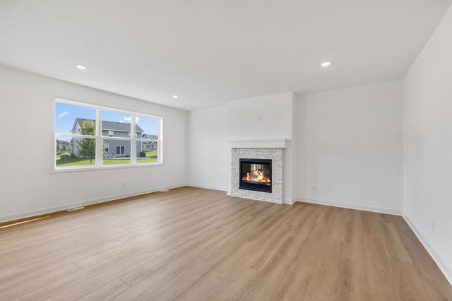 669 Sierra Parkway, Waconia, MN 55387