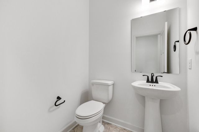 669 Sierra Parkway, Waconia, MN 55387