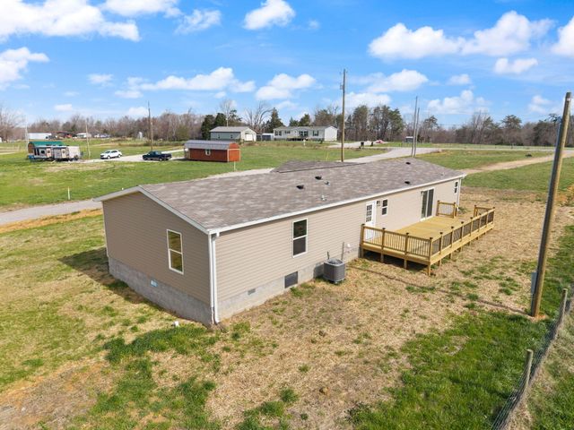 906 Denney Road, Albany, KY 42602