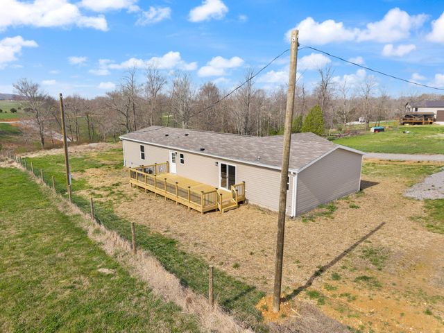 906 Denney Road, Albany, KY 42602