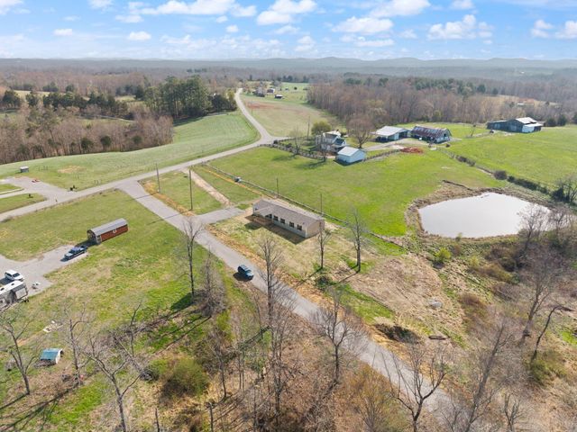 906 Denney Road, Albany, KY 42602