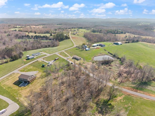 906 Denney Road, Albany, KY 42602