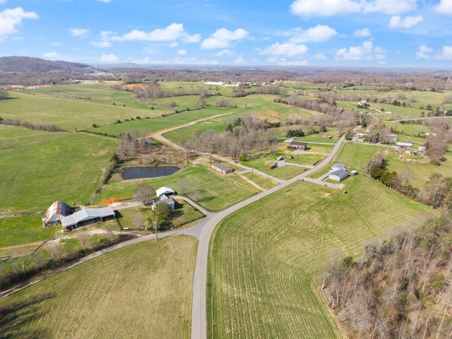 906 Denney Road, Albany, KY 42602