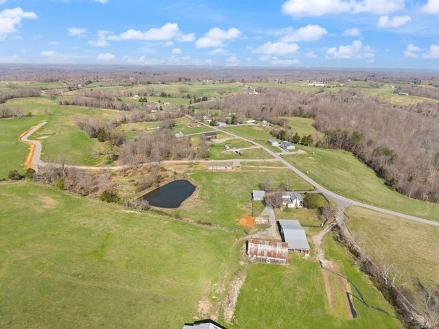 906 Denney Road, Albany, KY 42602