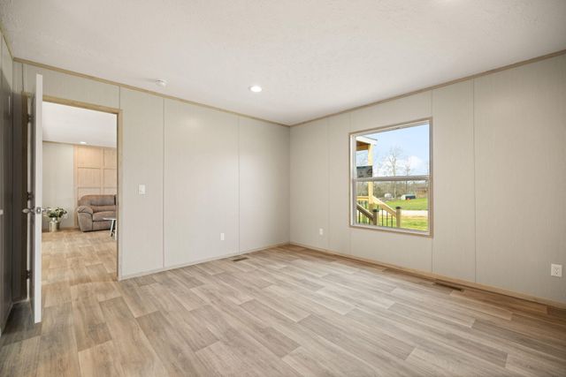 906 Denney Road, Albany, KY 42602