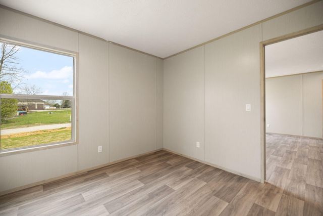 906 Denney Road, Albany, KY 42602