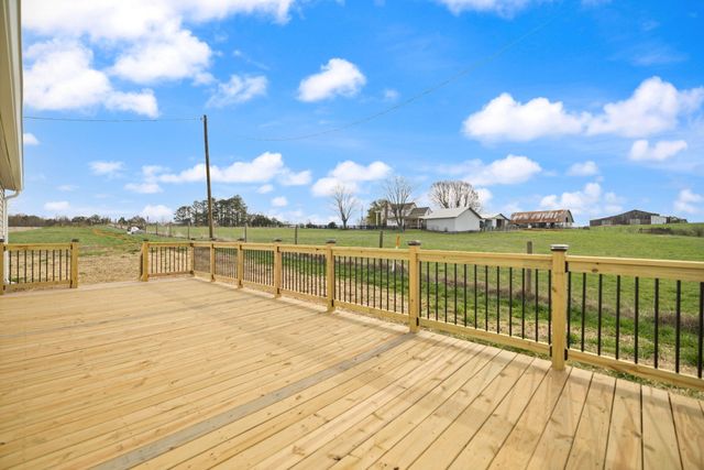 906 Denney Road, Albany, KY 42602