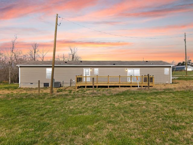 906 Denney Road, Albany, KY 42602