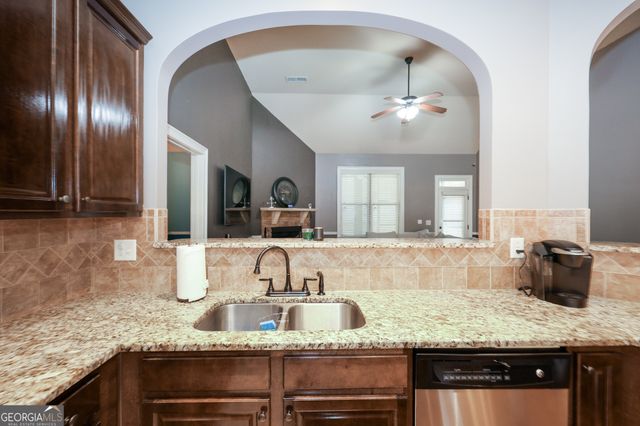 305 Legends Drive, Fayetteville, GA 30215