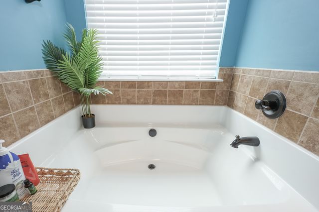 305 Legends Drive, Fayetteville, GA 30215