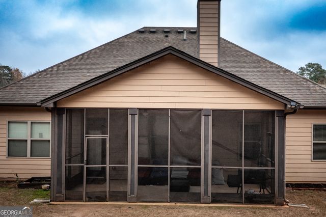 305 Legends Drive, Fayetteville, GA 30215