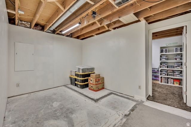 2960 W 13400 S, Riverton, UT 84065