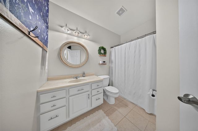 168 Free Bird Court, Palo, IA 52324