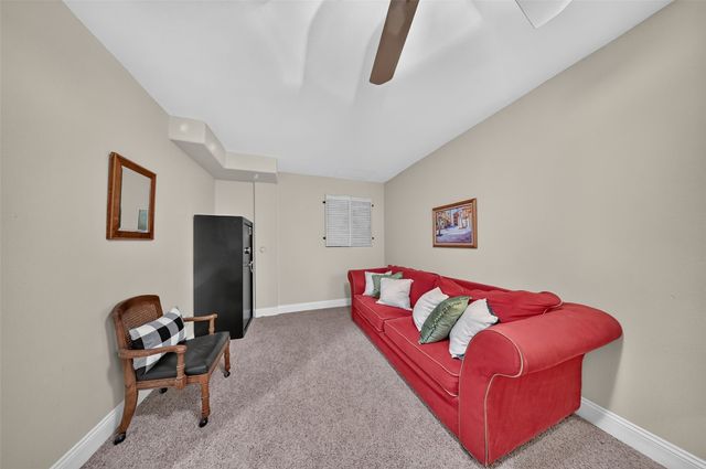 168 Free Bird Court, Palo, IA 52324