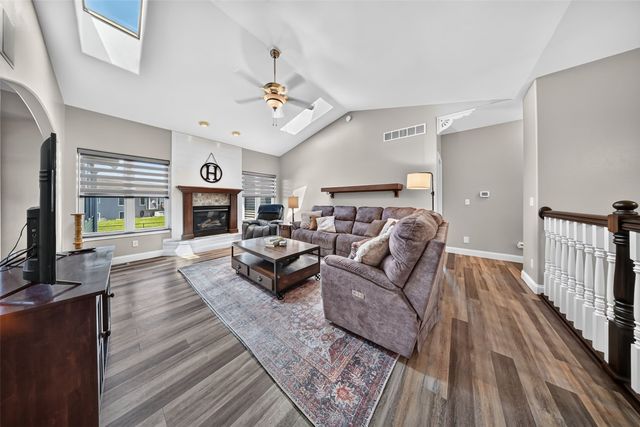 168 Free Bird Court, Palo, IA 52324
