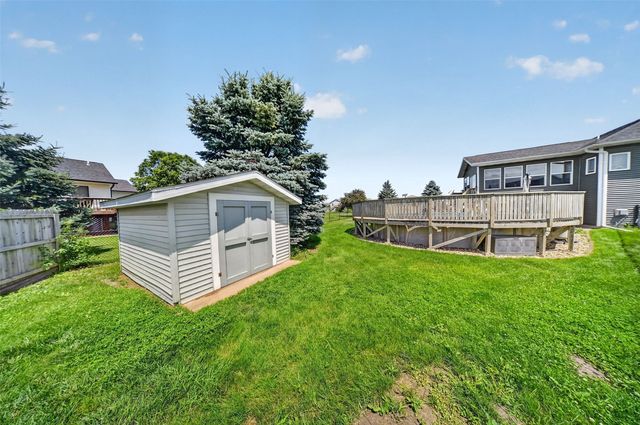 168 Free Bird Court, Palo, IA 52324
