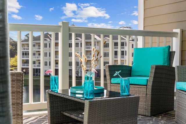 4820 Magnolia Lake Dr Apt 303, Myrtle Beach, SC 29577