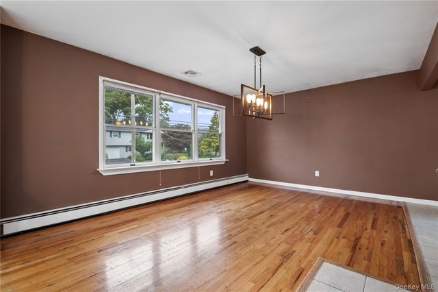 360 Fir Grove Road, Ronkonkoma, NY 11779