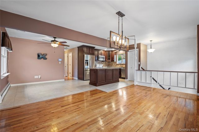 360 Fir Grove Road, Ronkonkoma, NY 11779