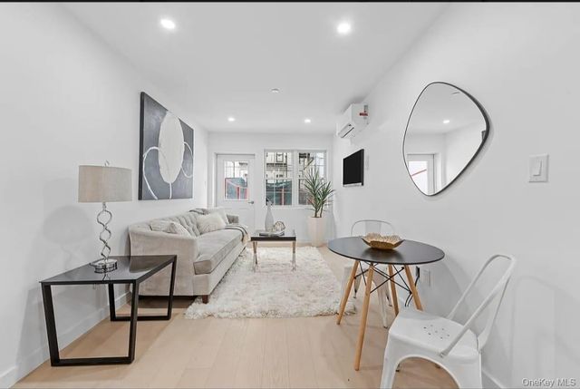 939 Brooklyn Avenue, Brooklyn, NY 11203